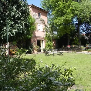 bb-le-clos-des-vignes-saint-raphael.fr-provencehotel.com/